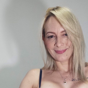 KimVeronica