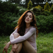 Mira_Kiss