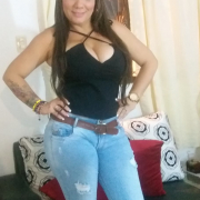latina_ardiente35