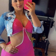 rebecca_holly