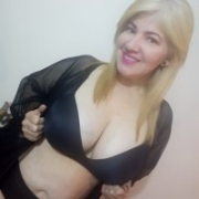 sarah_bella_