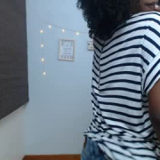 tracy_curly