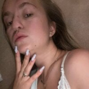 Karolina_Lestel
