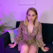 Sara_Reid