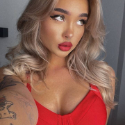 naomiisx
