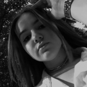 ___Arina___