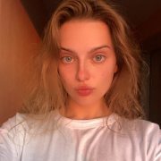 VeronikaCole