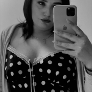 AnnaKissess