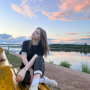 Edie_Brit