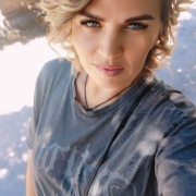 YourDreamWoman33