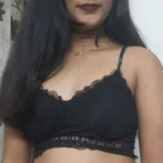 sizzling_aaruhi