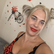 Zsexy_blonde