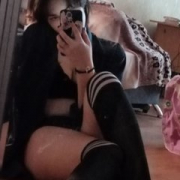 ellie-horny