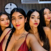 Squirt4girls4