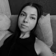 Alina_Simmon