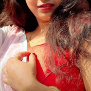 Hot-Rani105