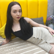 VanessaVais