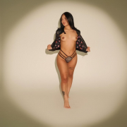 nicolle-doll
