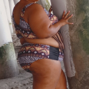 uSeeMonaLuvsHips