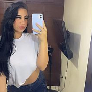 adrianax28