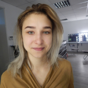 alice_blonde18