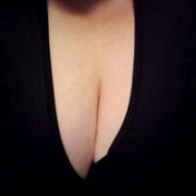 bigtiddygothgirly