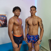 Couple_hotB