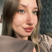 Lilyy_Lark