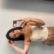 Hannah_Barker