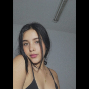 Lara_Connor