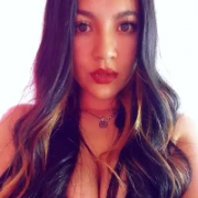 samm_curvy