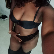 Ebonyy_hot