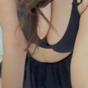alisha_sky@xh