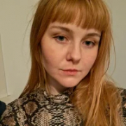 Stefania_easy2please