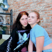AnnaAndMegan