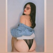 Mia_123_