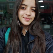 Mia_Lozano_