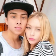 ZettAndKhloe