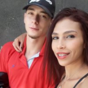 Bella_And_Bastian