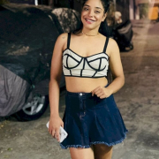 chloe_miles