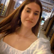Elizabeth_Kim