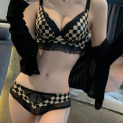 -Richkat-