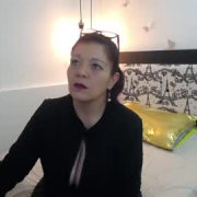 louise_white69_