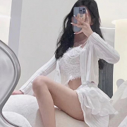 Skylar_Top