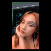 Charlot_boobs