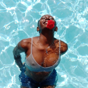 Queen_Tella