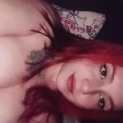 nina_holly