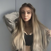 LilyHot