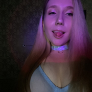 Marina_kissss