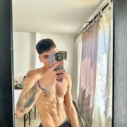 kinky_friends_party